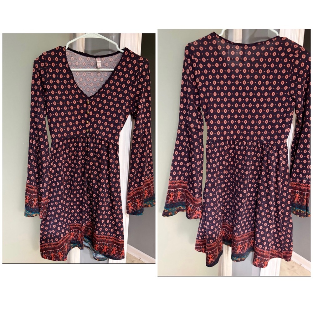Xhilaration Navy and Red Long Sleeve Dress
